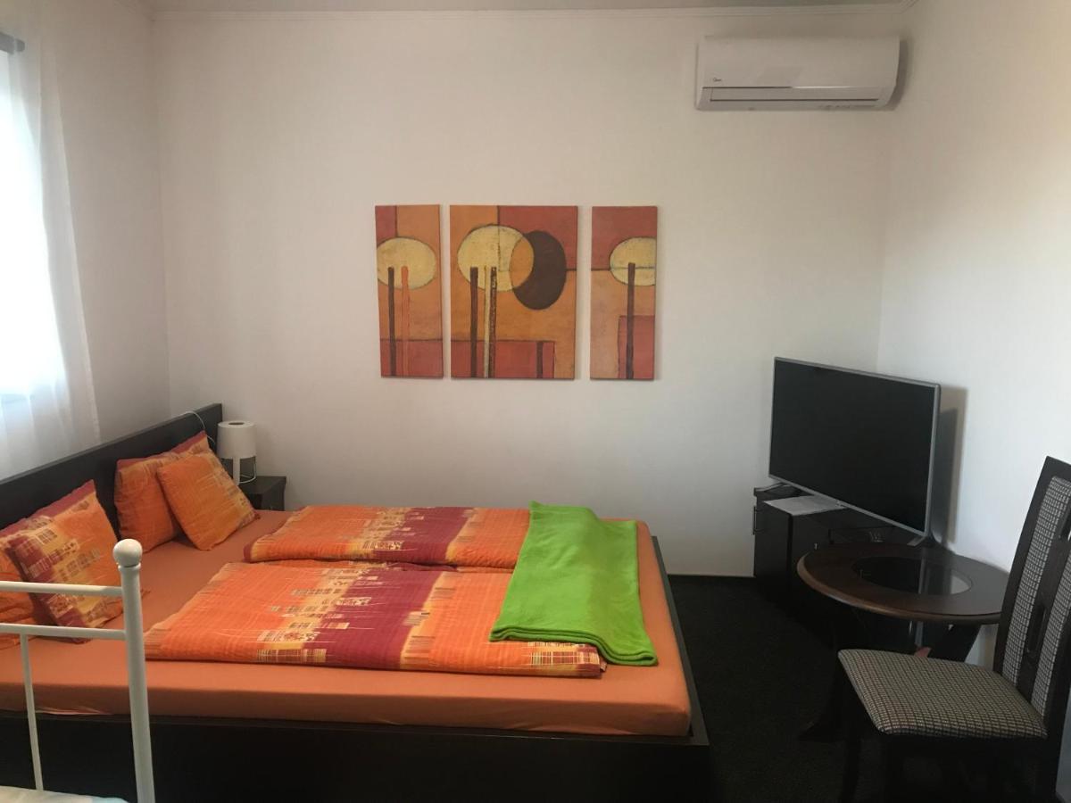 Bocskai Domb Vendeghaz Hotel Nagykallo Buitenkant foto